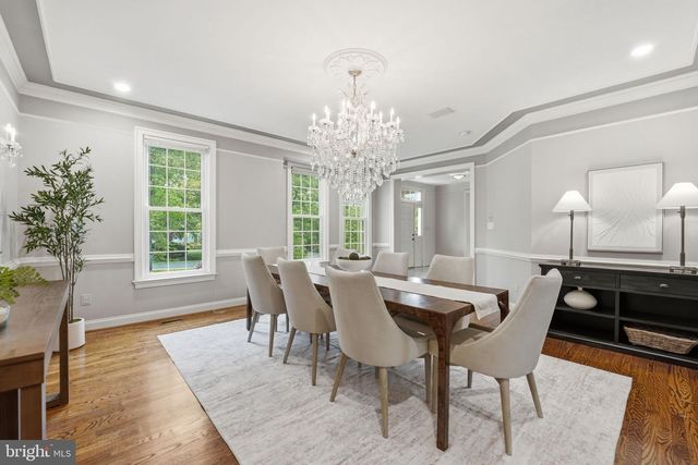 2207 ARYNESS DR, Vienna, VA 22181