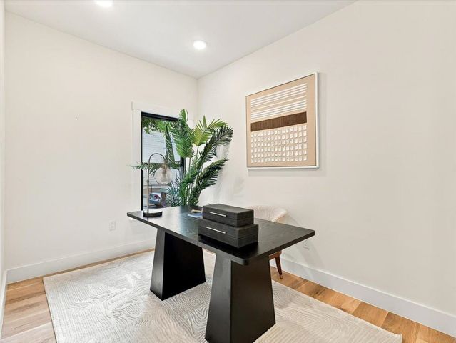 7 PIERCE AVE, Jc, Heights, NJ 07307