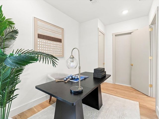 7 PIERCE AVE, Jc, Heights, NJ 07307