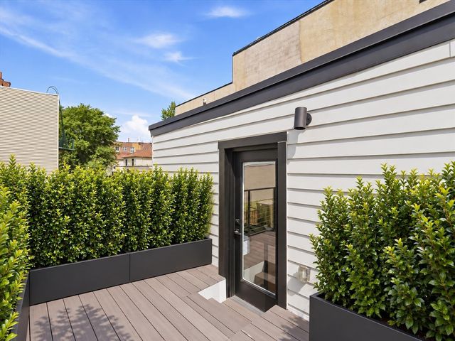 7 PIERCE AVE, Jc, Heights, NJ 07307