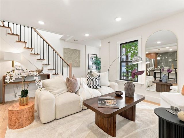 7 PIERCE AVE, Jc, Heights, NJ 07307