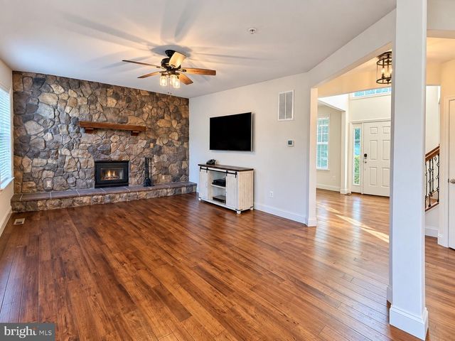 6824 BARLOWE CT, Hughesville, MD 20637