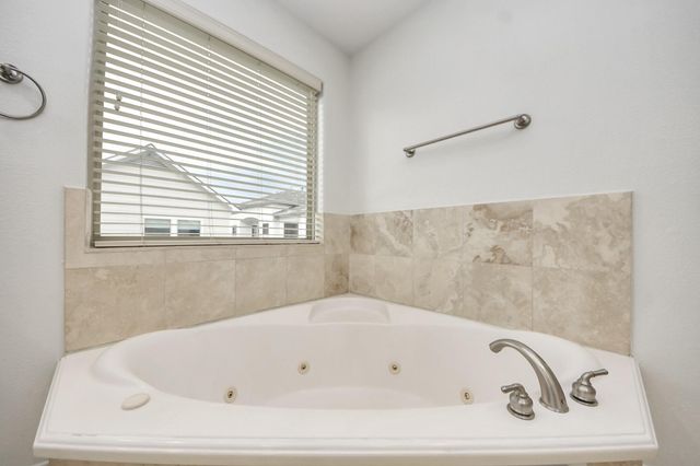 5526 Crooms Street, Houston, TX 77007