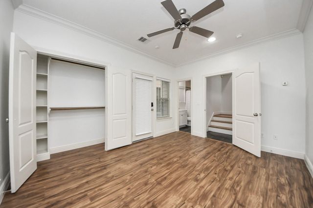 5526 Crooms Street, Houston, TX 77007