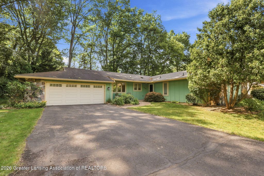 4763 Mohican Lane, Okemos, MI 48864