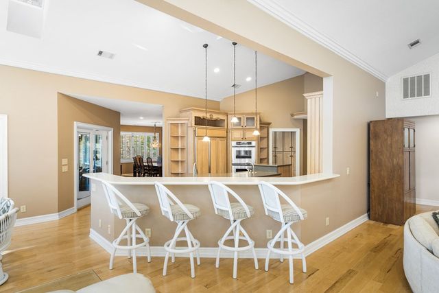 1370 Heathers Cove Circle, Hiawassee, GA 30546