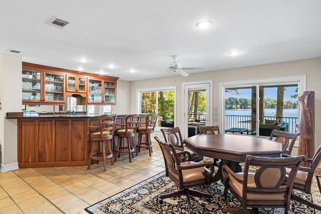 1370 Heathers Cove Circle, Hiawassee, GA 30546