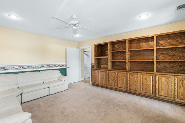 1370 Heathers Cove Circle, Hiawassee, GA 30546