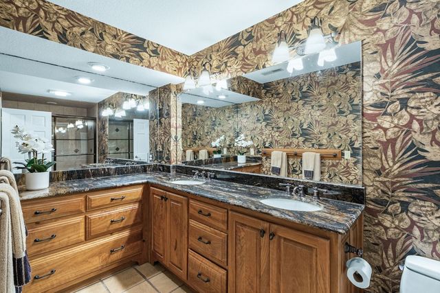 1370 Heathers Cove Circle, Hiawassee, GA 30546