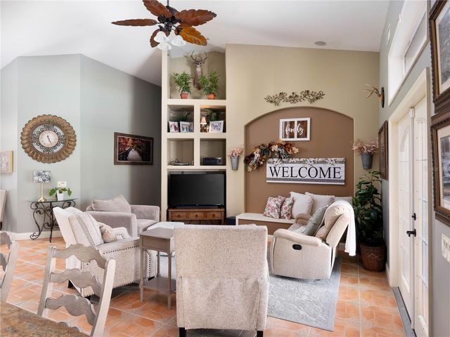 14020 SE 106TH STREET, Ocklawaha, FL 32179