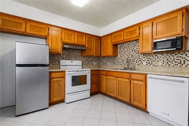 516 Hill Circle, Centerton, AR 72719