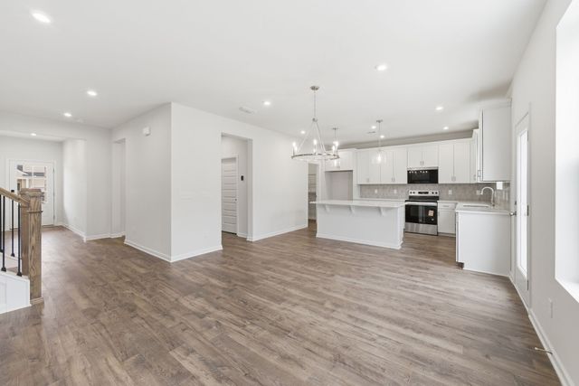 1027 Lionheart Drive, Hermitage, TN 37076