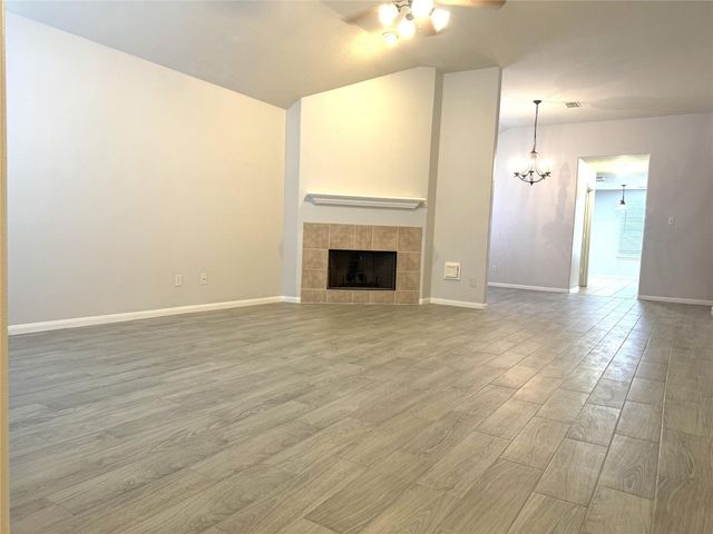 9019 N Ferndale Place Drive, Houston, TX 77064
