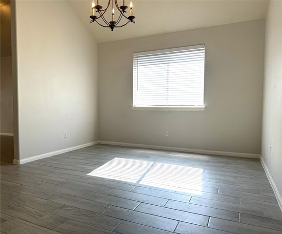 9019 N Ferndale Place Drive, Houston, TX 77064