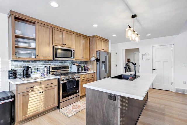 3504 AERTS LANE, De Pere, WI 54115