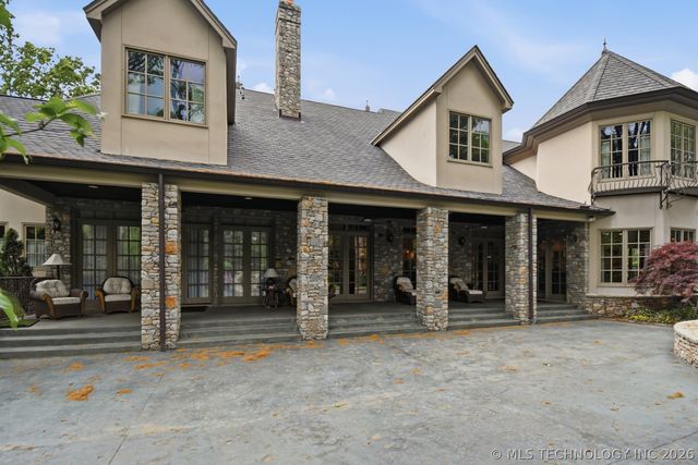 10427 S Oxford Avenue, Tulsa, OK 74137