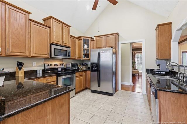 7029 Pope Cashwell Court, Hope Mills, NC 28348