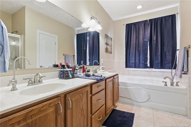 7029 Pope Cashwell Court, Hope Mills, NC 28348