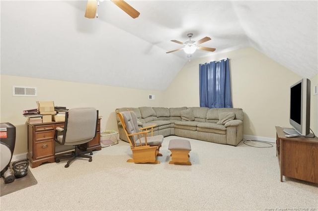 7029 Pope Cashwell Court, Hope Mills, NC 28348