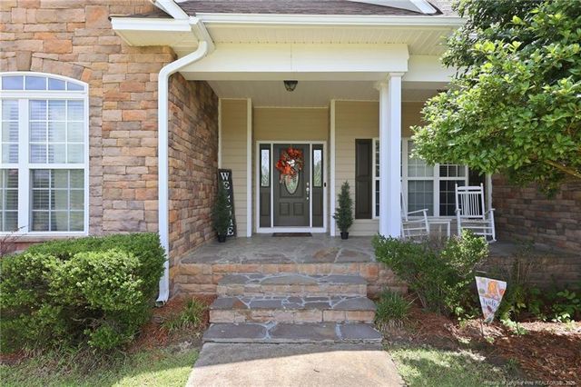 7029 Pope Cashwell Court, Hope Mills, NC 28348