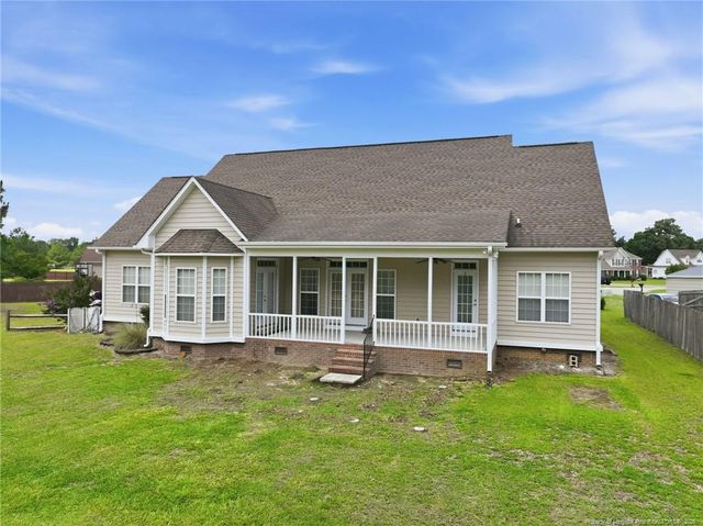 7029 Pope Cashwell Court, Hope Mills, NC 28348