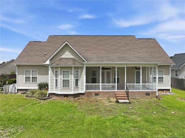 7029 Pope Cashwell Court, Hope Mills, NC 28348
