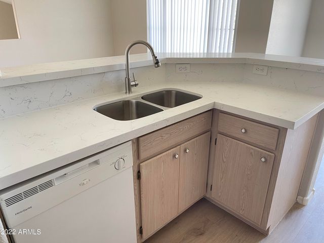 3236 E CHANDLER Boulevard 2093, Phoenix, AZ 85048