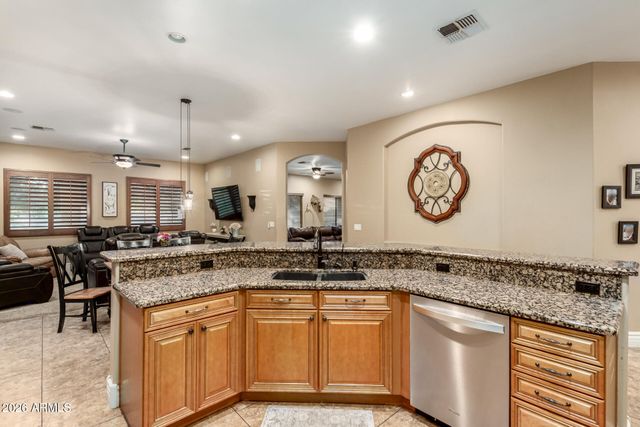 25624 S 185TH Place, Queen Creek, AZ 85142