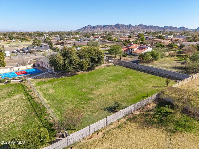 25624 S 185TH Place, Queen Creek, AZ 85142