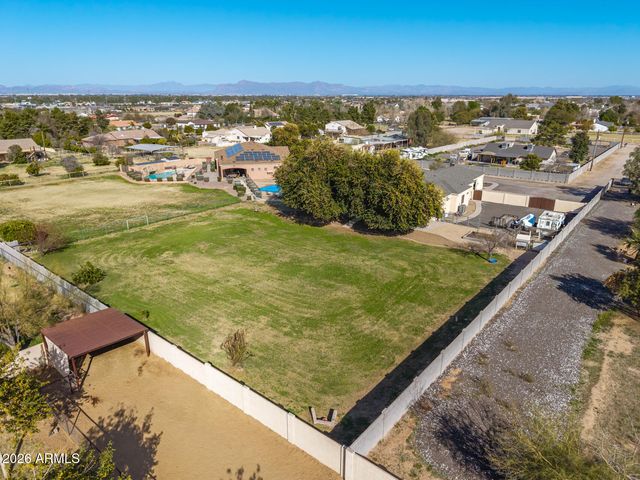 25624 S 185TH Place, Queen Creek, AZ 85142