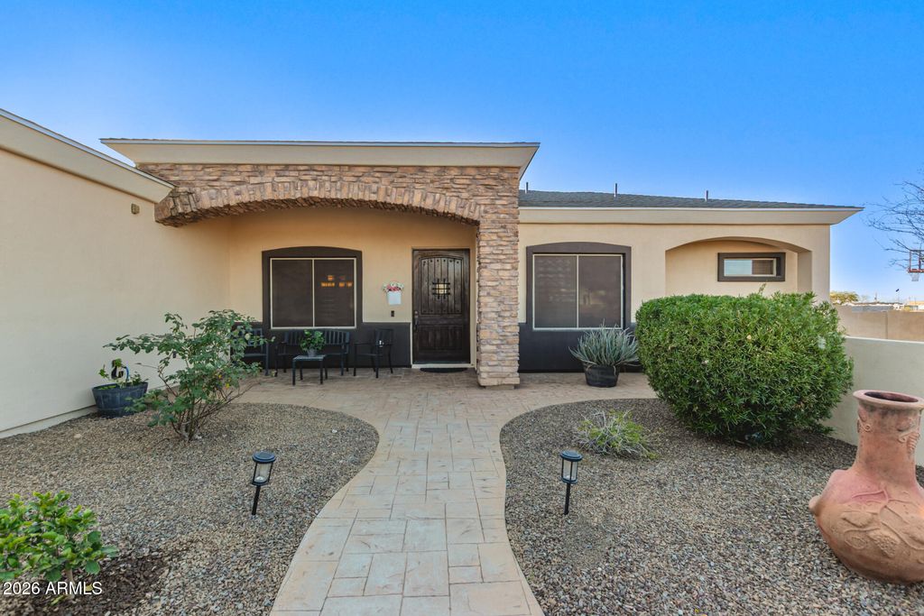 Image 11 of property listing at 25624 S 185TH Place, Queen Creek, AZ 85142