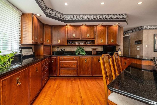 15866 Moellers Road, Marion, IL 62959