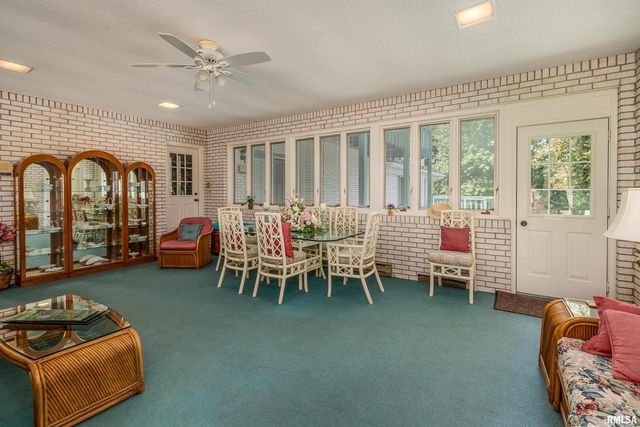 15866 Moellers Road, Marion, IL 62959