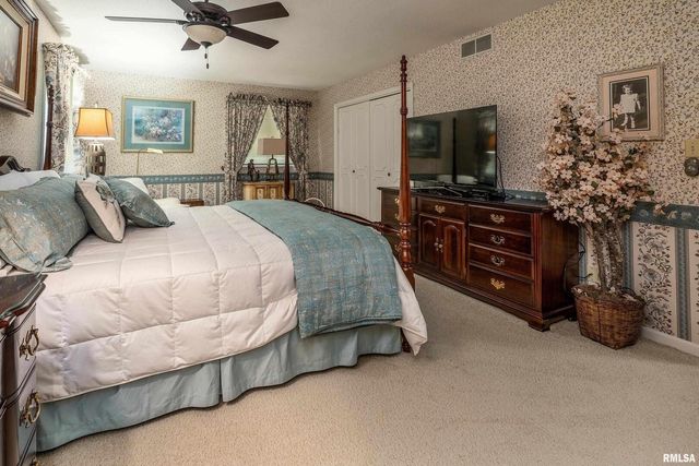 15866 Moellers Road, Marion, IL 62959