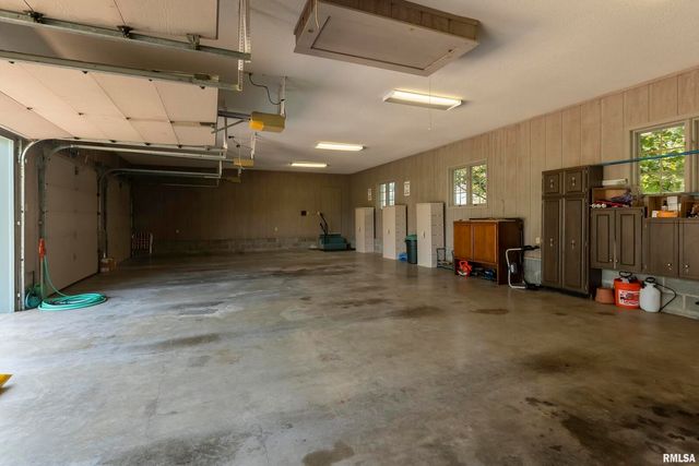 15866 Moellers Road, Marion, IL 62959