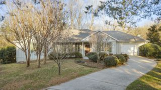 932 Hermitage Rdg, Hermitage, TN 37076