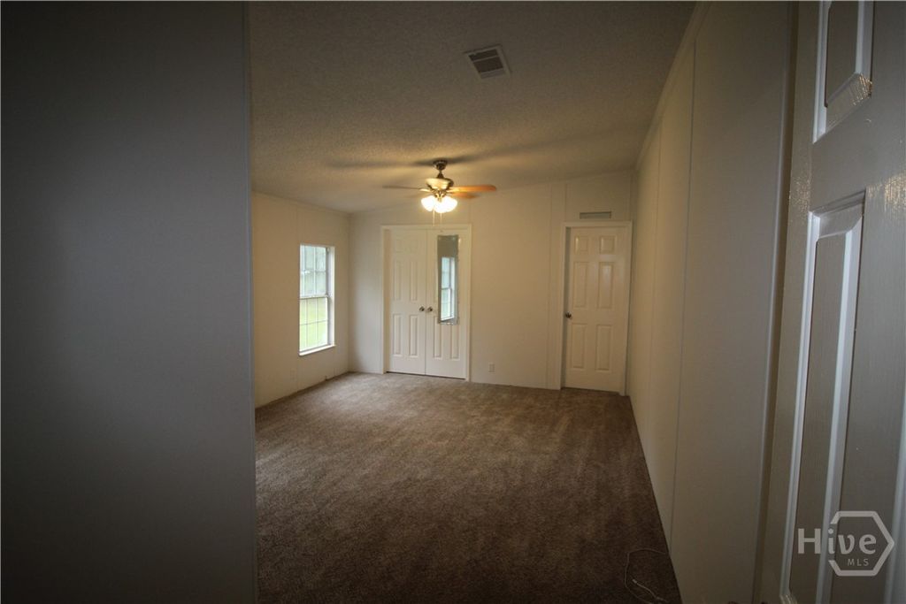 Image 4 of property listing at 249 Pound Road, Guyton, GA 31312