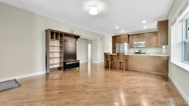 3908 Mcdonald Avenue 1F, St Louis, MO 63116