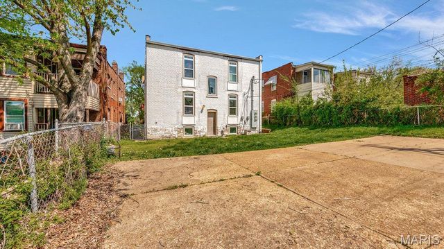 3908 Mcdonald Avenue 1F, St Louis, MO 63116
