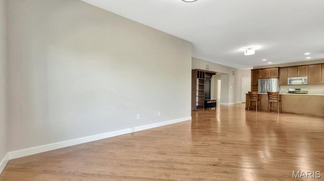 3908 Mcdonald Avenue 1F, St Louis, MO 63116