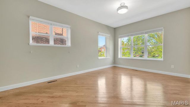 3908 Mcdonald Avenue 1F, St Louis, MO 63116