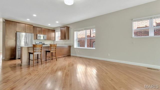 3908 Mcdonald Avenue 1F, St Louis, MO 63116