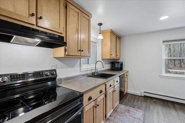 350 South Road, Salisbury, NH 03268