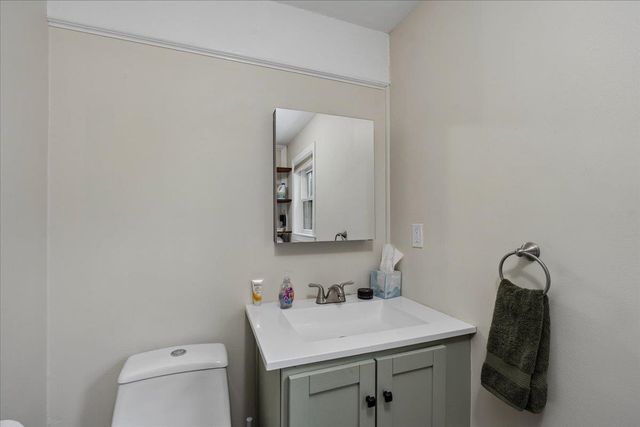 350 South Road, Salisbury, NH 03268