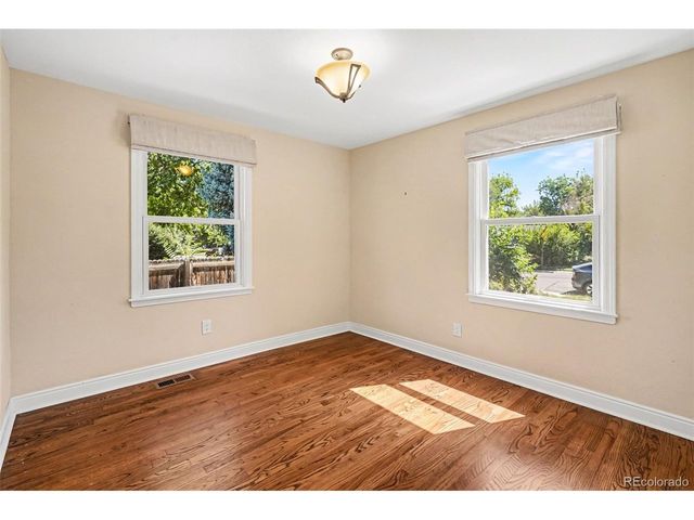 2935 S Clermont Dr, Denver, CO 80222