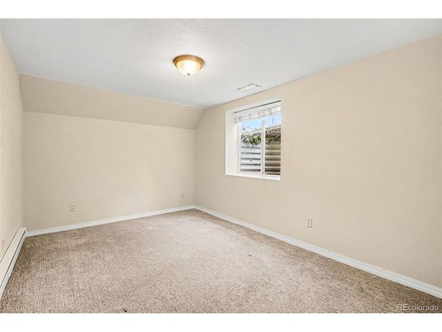 2935 S Clermont Dr, Denver, CO 80222