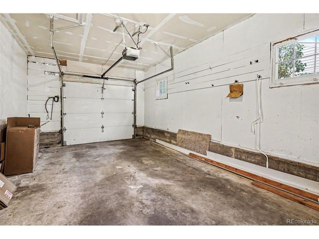 2935 S Clermont Dr, Denver, CO 80222