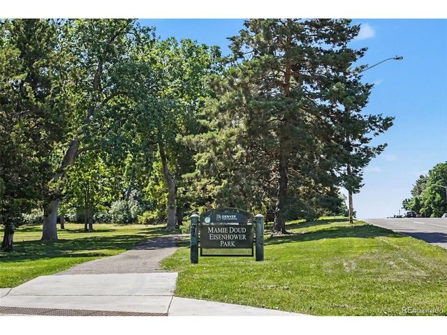 2935 S Clermont Dr, Denver, CO 80222
