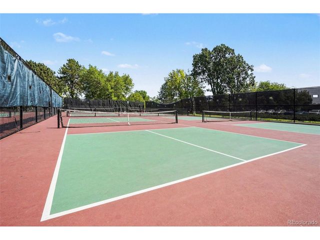 2935 S Clermont Dr, Denver, CO 80222