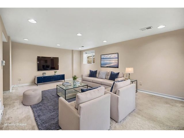 2935 S Clermont Dr, Denver, CO 80222